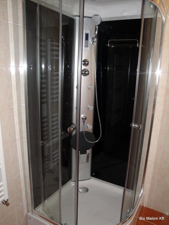 Julia Vendeghaz Apartment Tar Ngoại thất bức ảnh